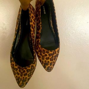 Animal print express shoes